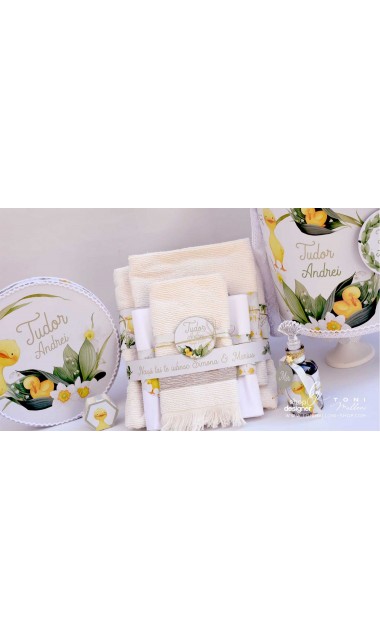 Trusou botez cu ratuste, narcise si flori de margaritar Mac Mac 11